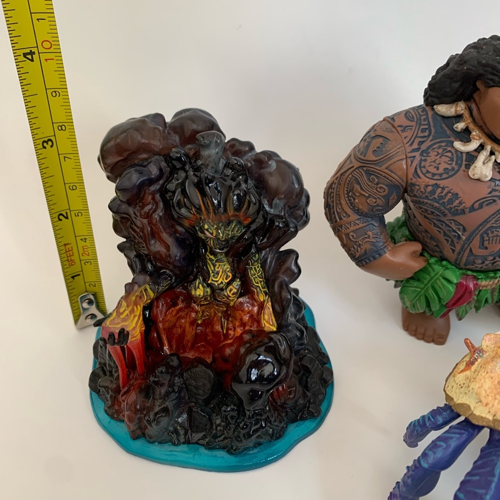 Disney Moana Action Figure Set - Brown, Tan, White, Black, Blue, Pink - Picture 6 of 8